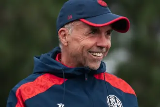 El 11 que probó Álvarez pensando en Santos