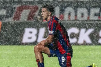 San Lorenzo volvió a salir de la zona de clasificación tras el clásico de Avellaneda