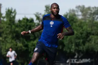 Álvarez les dio minutos a los que no jugaron y Herazo respondió con dos goles