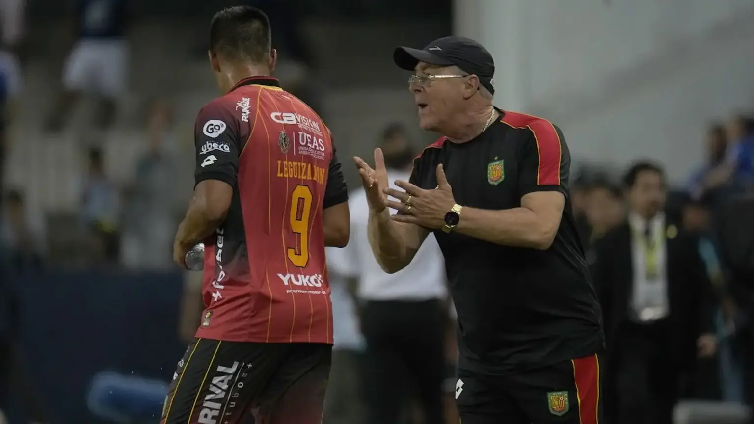 El DT de Deportivo Cuenca elogió a San Lorenzo, pero lanzó una advertencia antes del cruce por la Copa 1 El DT de Deportivo Cuenca elogió a San Lorenzo, pero lanzó una advertencia antes del cruce por la Copa