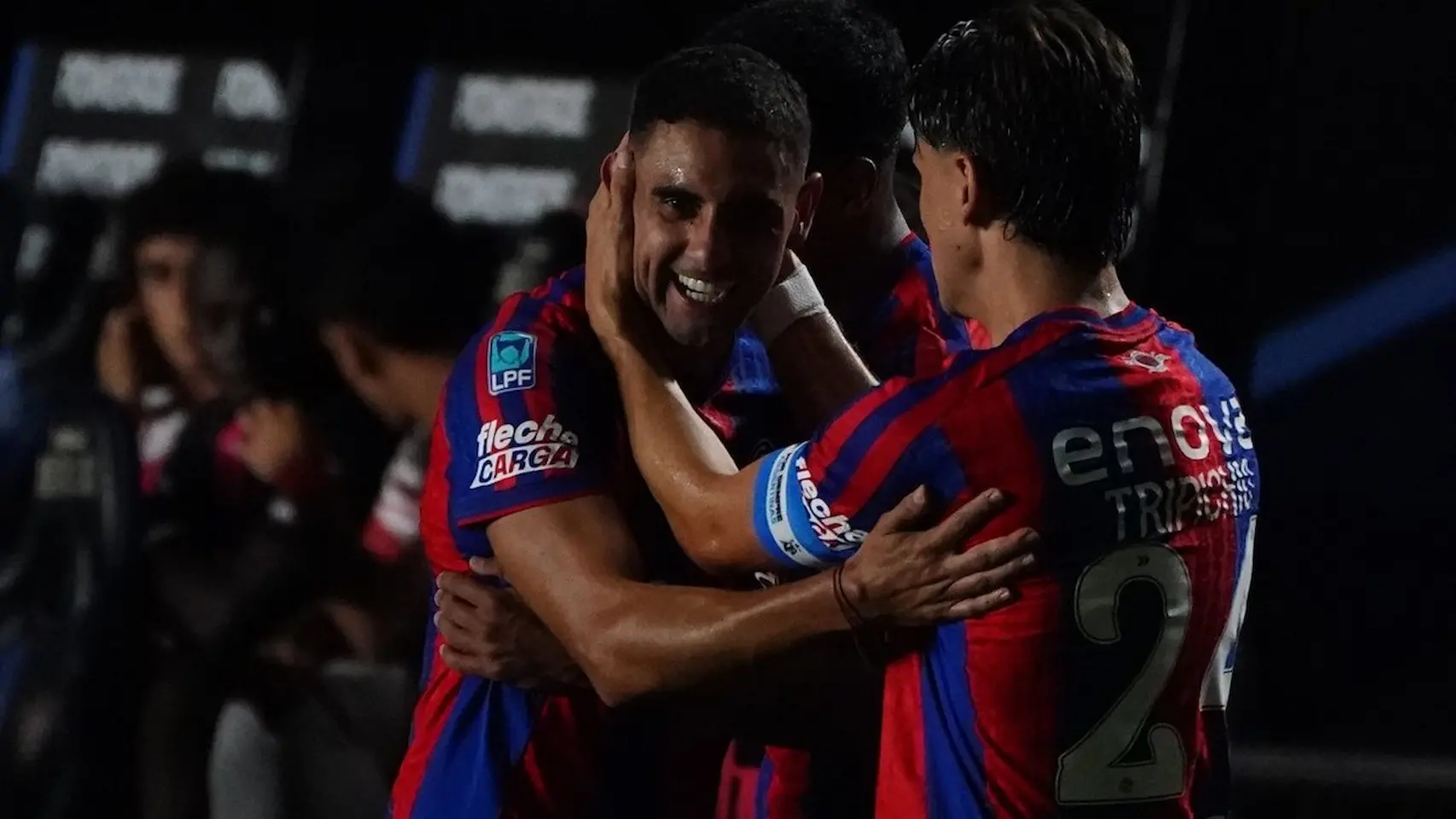 San Lorenzo le ganó a Estudiantes y volvió a la zona de playoffs