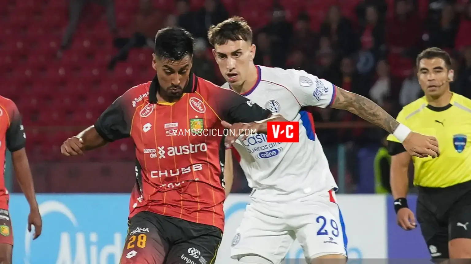 San Lorenzo no lo aprovechó: empató en Ecuador y dejó escapar una oportunidad clave 1 Rodrigo Auzmendi en el empate de San Lorenzo ante Cuenca