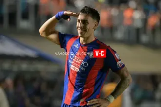 San Lorenzo, corazón: reaccionó a tiempo, empató con Santos y quedó al borde de la clasificación