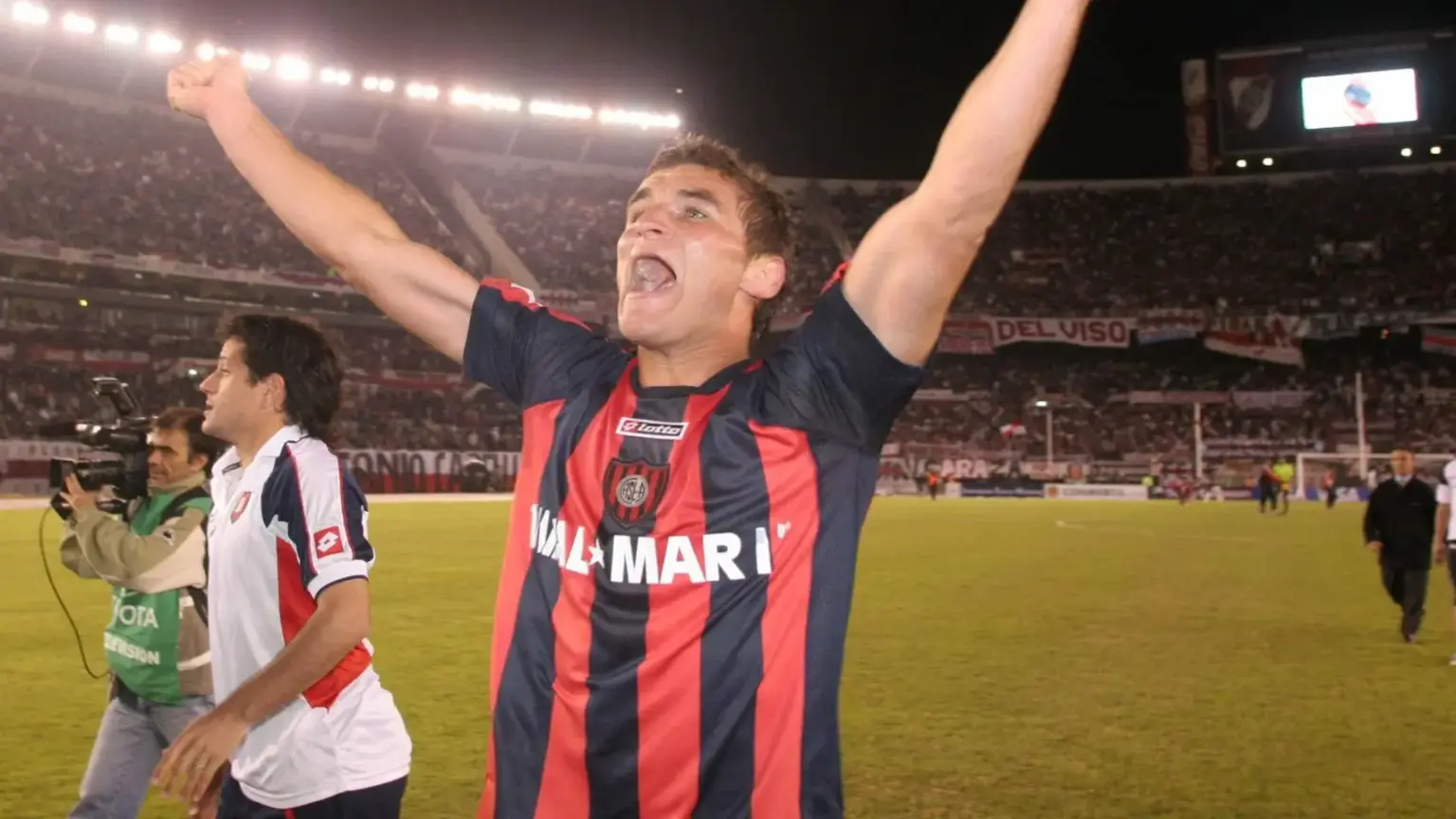 Bergessio, del recuerdo del “Silencio Atroz” a su vínculo con San Lorenzo 1 Bergessio, del recuerdo del “Silencio Atroz” a su vínculo con San Lorenzo