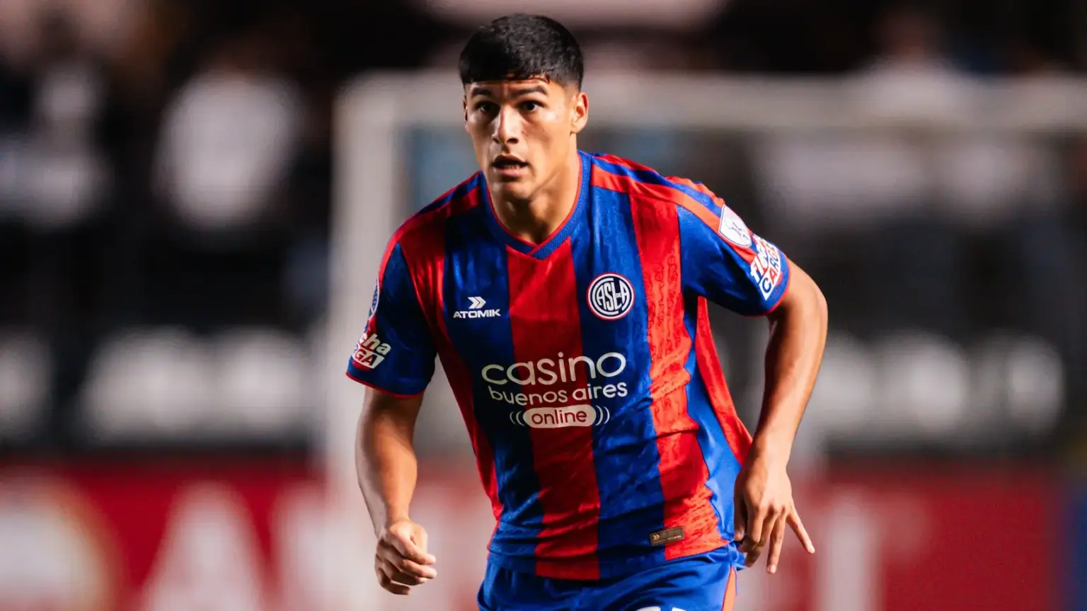 Al minuto, San Lorenzo pierde con Santos en Brasil 1 Lautaro Montenegro en el partido de San Lorenzo vs Santos