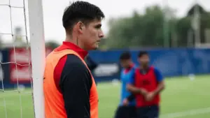 Baja sensible: Orlando Gill quedó afuera y Álvarez pierde una pieza clave ante Independiente