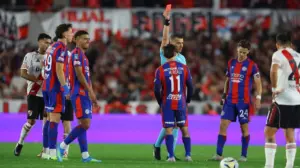 Reali, expulsado en el clásico San Lorenzo vs River