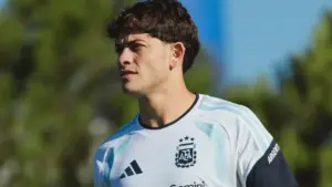 La última puerta que le queda a Agustín Giay para ir al Mundial