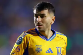 San Lorenzo, atento: la venta de Ángel Correa a River podría dejarle un ingreso importante
