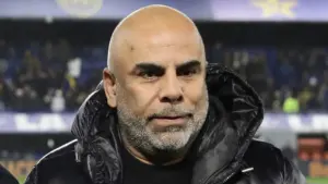 Un histórico de Boca pidió por Romaña en medio de las dudas sobre su futuro