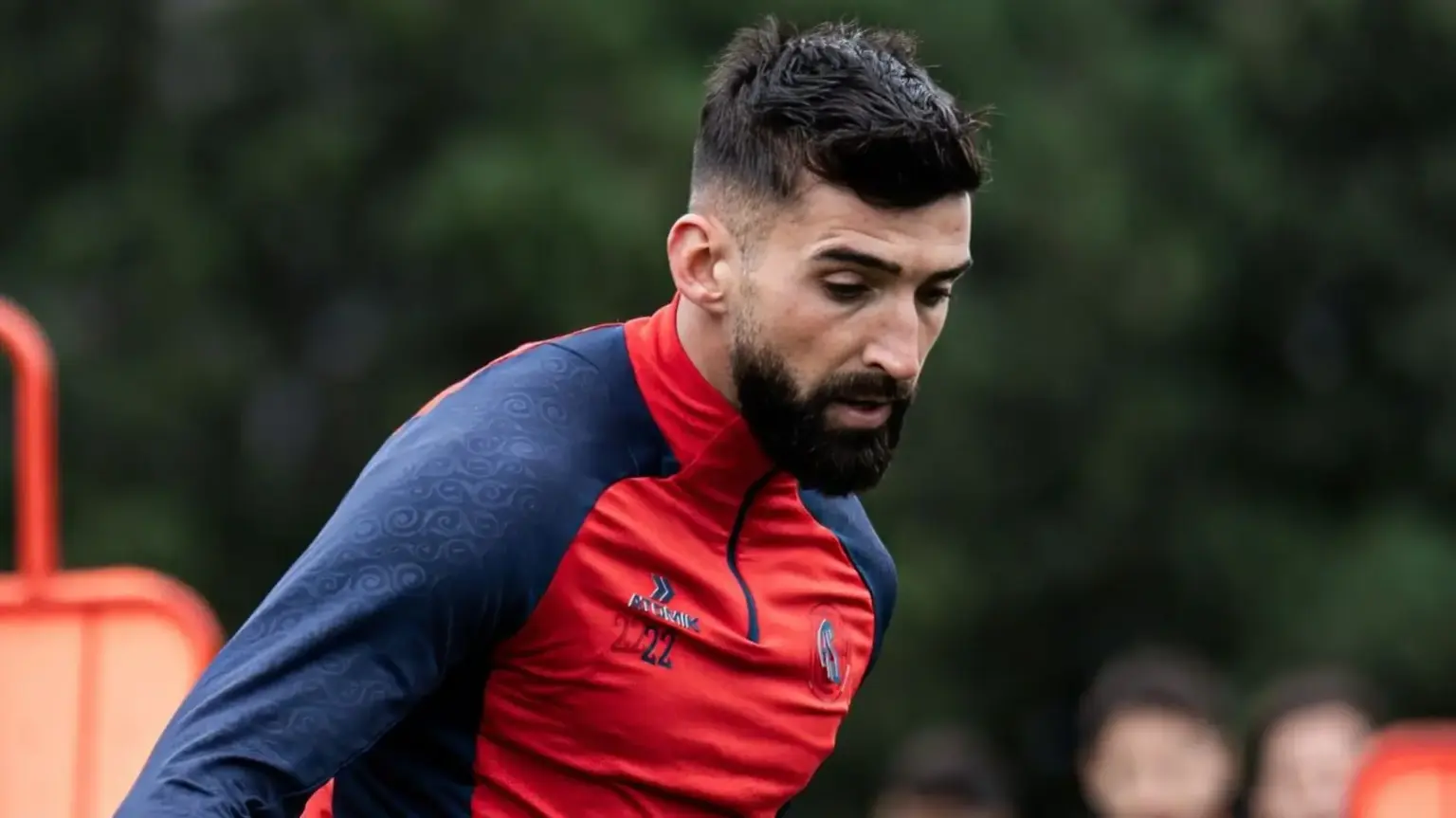 La emoción de Amor en su primer día: "San Lorenzo es uno de los clubes más importantes de América" 1 Emiliano Amor: primera práctica y declaraciones como jugador de San Lorenzo