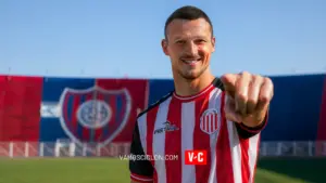 Bruera deja otra vez San Lorenzo en una operación que abre más preguntas que respuestas