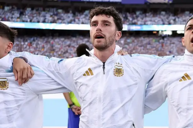 marcos senesi argentina inglaterra mundial