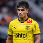 Matías González, el defensor uruguayo que analiza San Lorenzo como incorporación