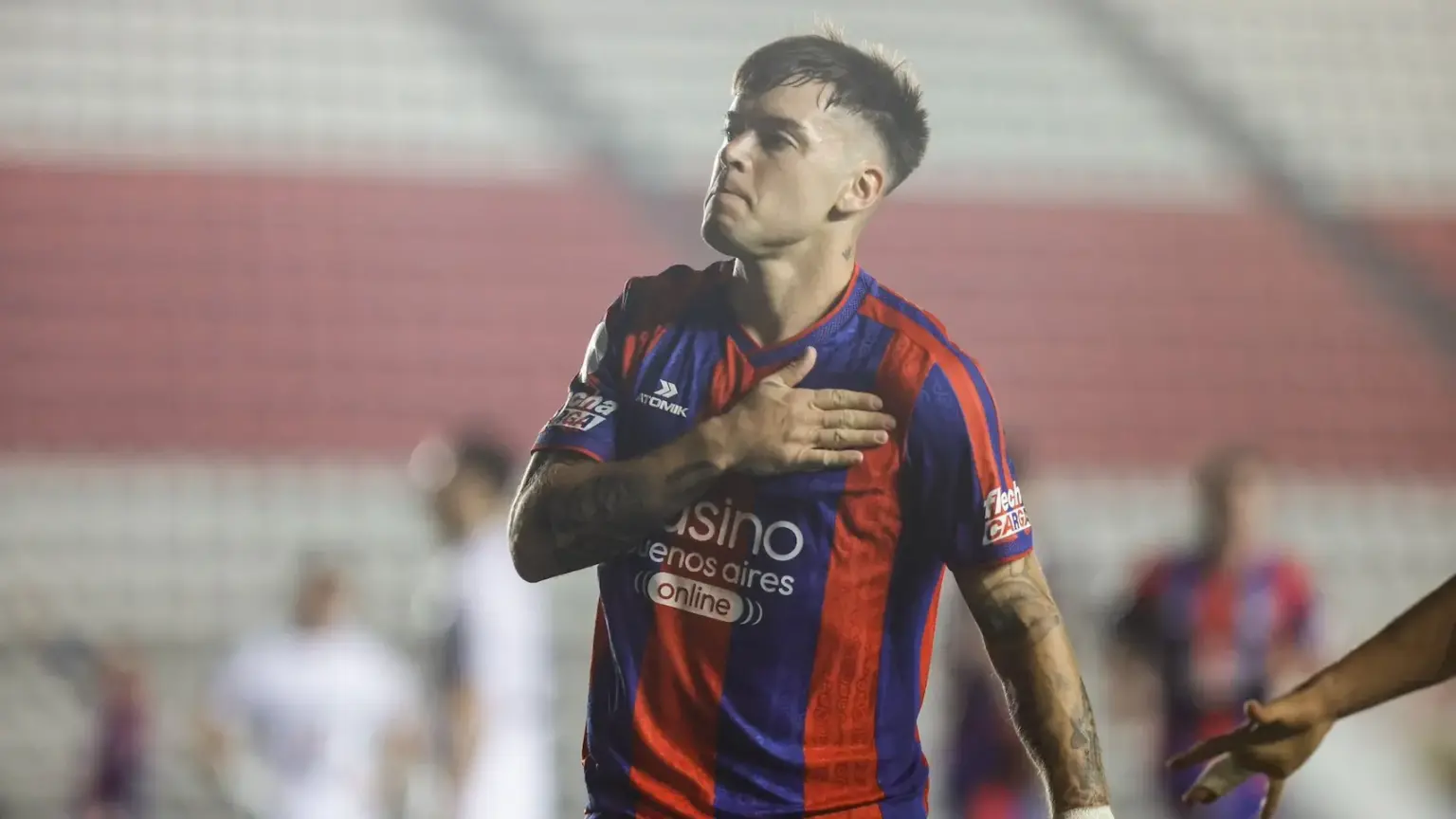 San Lorenzo lo gana con un golazo de Reali 1 Matías Reali en el partido de San Lorenzo vs Riestra