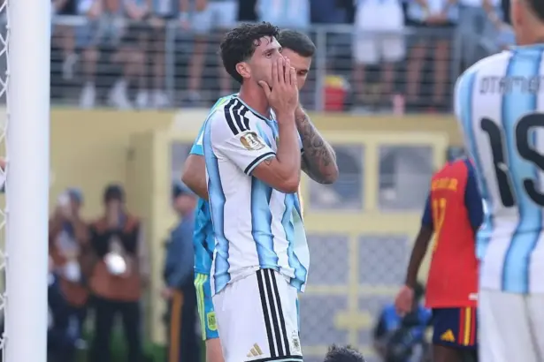 Cómo fue el Mundial de Marcos Senesi: los minutos que jugó el ex San Lorenzo con Argentina