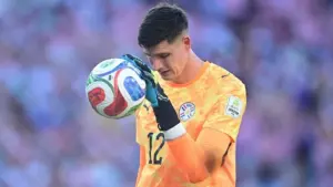 Gill volvió a lucirse, pero Francia terminó con el sueño de Paraguay