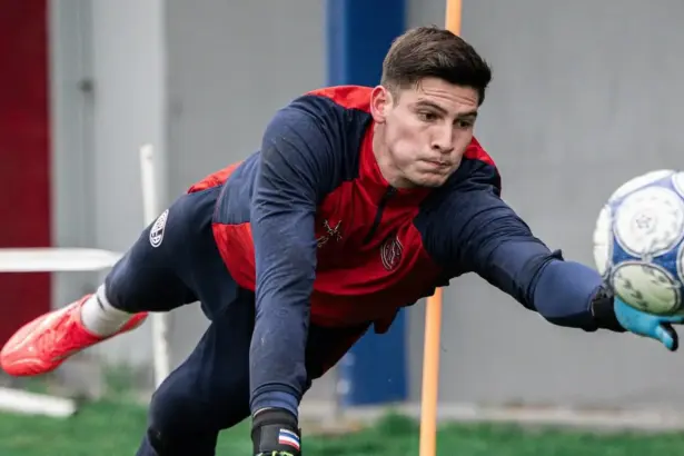 Orlando Gill volvió a San Lorenzo y se perfila para el debut ante Lanús