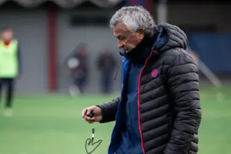Néstor Raúl Gorosito en la práctica de San Lorenzo en la Ciudad Deportiva