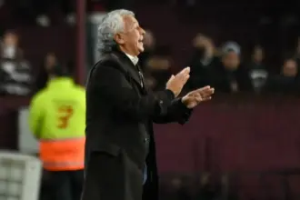 Los cambios de Pipo Gorosito, bajo la lupa: las explicaciones del DT tras la derrota de San Lorenzo
