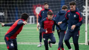 Matías Reali y Rodrigo Auzmendi en la práctica de San Lorenzo previa a Lanús