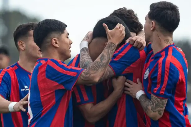 La Reserva de San Lorenzo goleó a Banfield y logró su primer triunfo