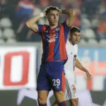 Rodrigo Auzmendi en el partido de San Lorenzo vs Riestra