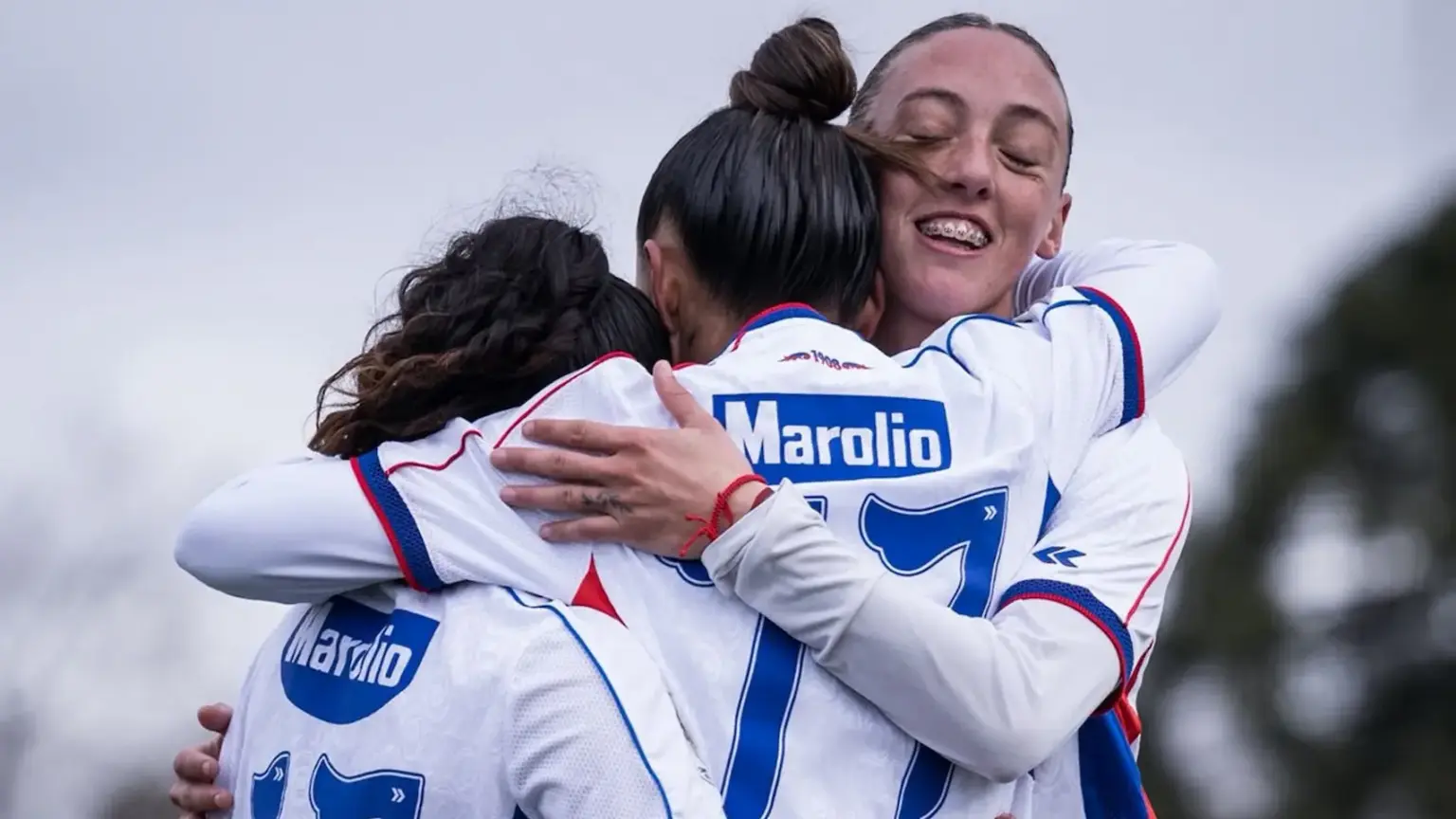 Las Santitas ganaron y llegan con chances de ser campeonas a la última fecha 1 Las Santitas ganaron y llegan con chances de ser campeonas a la última fecha