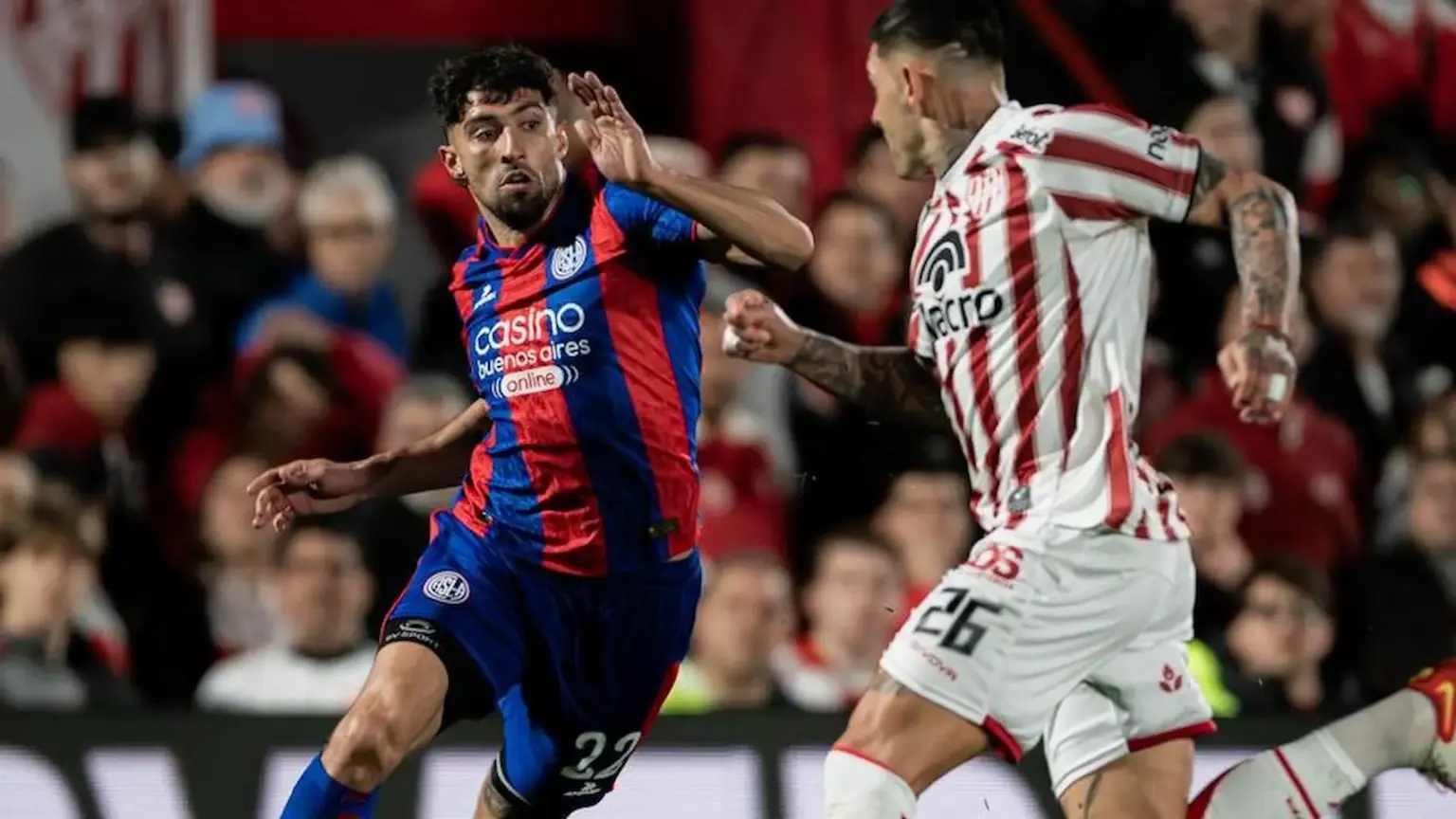Otro golpe al San Lorenzo de Gorosito: perdió ante Instituto y se hunde en la tabla 1 Juan Pablo Álvarez en el partido de San Lorenzo contra Instituto