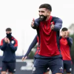 Emiliano Amor en la práctica de San Lorenzo
