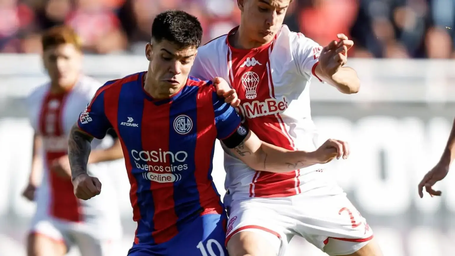 ¿Una nueva baja por lesión en San Lorenzo? 1 Preocupación por Facundo Gulli en San Lorenzo: salió con una molestia y esperan los estudios