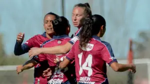 Goleada de Las Santitas: San Lorenzo aplastó a Newell's y quedó escolta