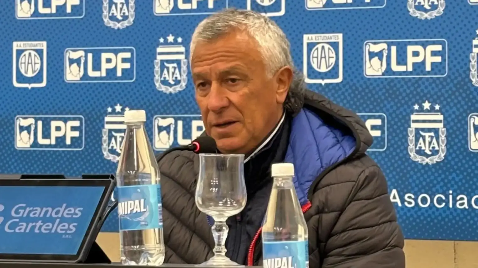 Gorosito y el vaso medio lleno tras otro partido flojo de San Lorenzo: “De los últimos seis sacamos cuatro” 1 Gorosito y el vaso medio lleno tras otro partido flojo de San Lorenzo: “De los últimos seis sacamos cuatro”