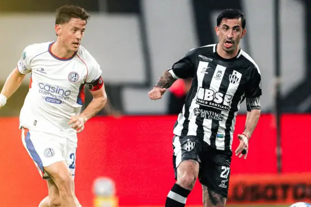 Nicolás Tripichio en el partido con Central Córdoba
