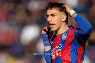 Rodrigo Auzmendi, delantero de San Lorenzo