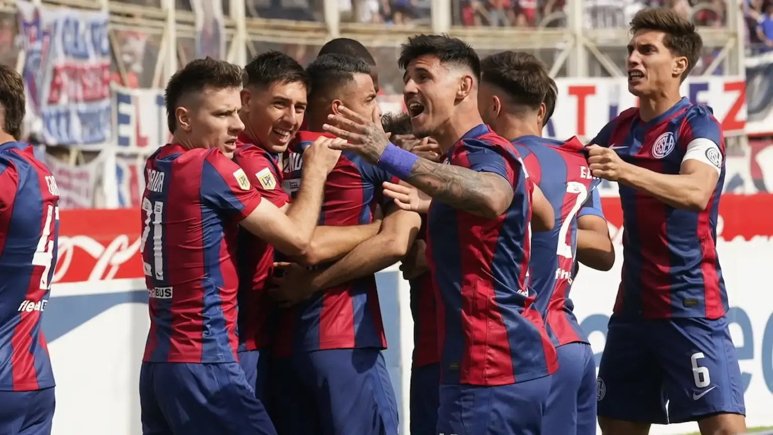 La incómoda racha que San Lorenzo buscará cortar en el clásico del Nuevo Gasómetro 1 La cuenta pendiente que San Lorenzo intentará saldar frente a Huracán en el Nuevo Gasómetro