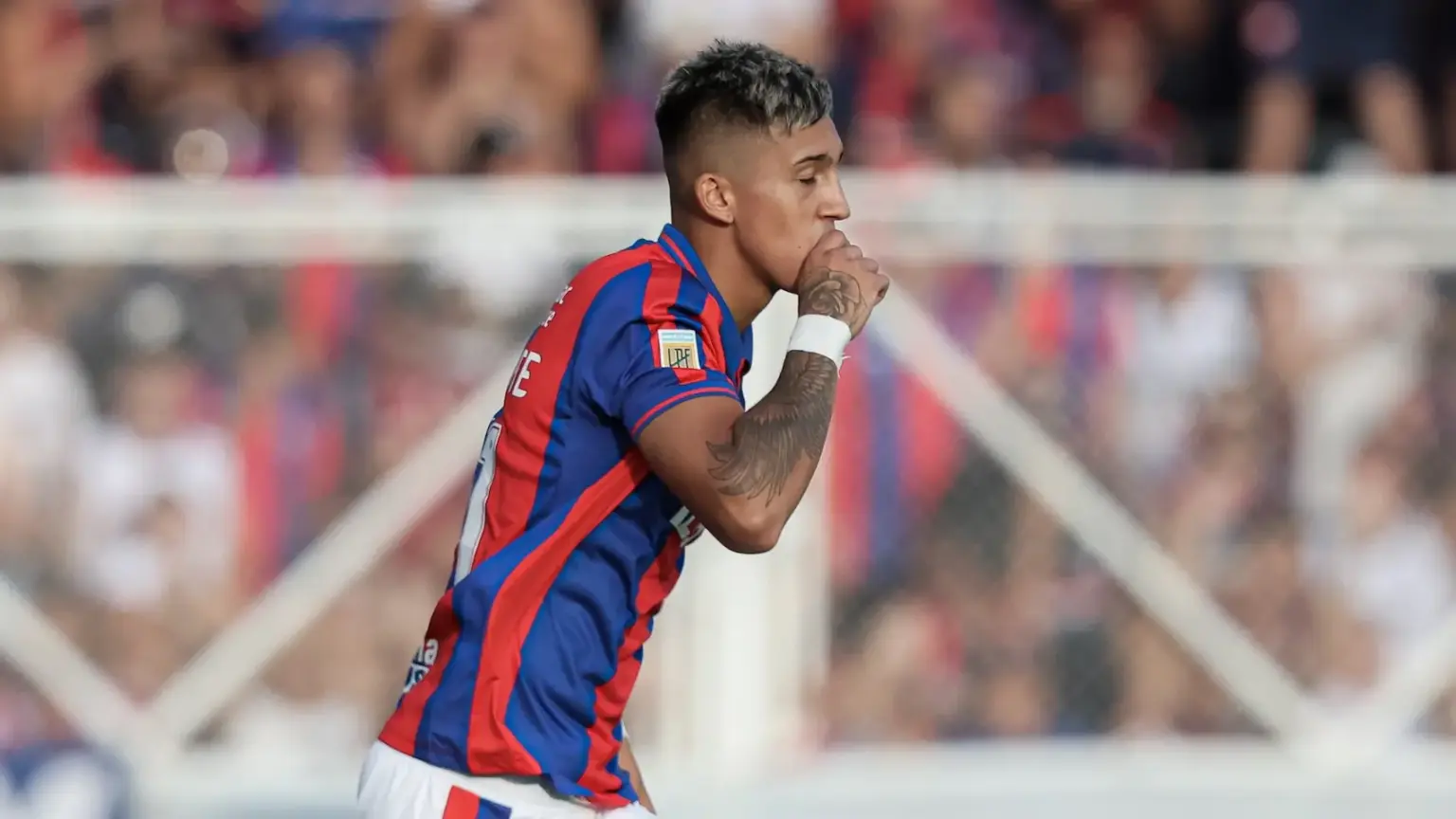 El juvenil de San Lorenzo que estuvo meses en el olvido y finalmente encontró club 1 Valentín Escalante encontró club y dejó San Lorenzo a préstamo: jugará en Unión Magdalena