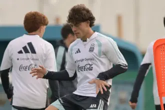 agustin giay titular argentina bolivia