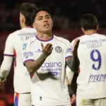 Facundo Farías en el partido de San Lorenzo contra Independiente