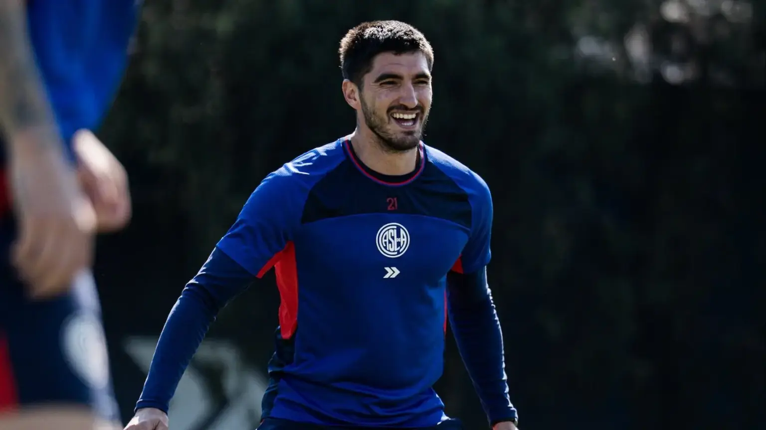 Buena noticia en San Lorenzo: el delantero recuperó Insua y estará disponible ante Boca 1 Gustavo Del Prete en la práctica de San Lorenzo