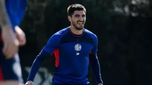 Gustavo Del Prete en la práctica de San Lorenzo