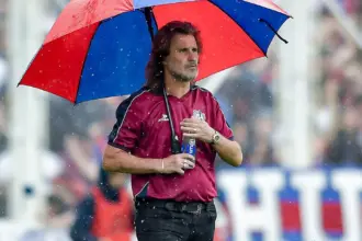 Insua en el partido de San Lorenzo contra Boca