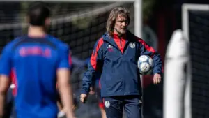 Insua en el entrenamiento de San Lorenzo
