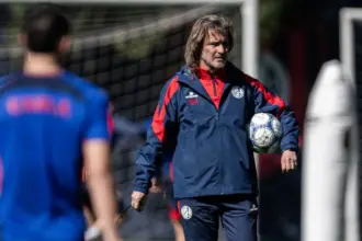 Insua en el entrenamiento de San Lorenzo