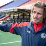 Vuelve la línea de 5: el cambio táctico de Insua para su debut en San Lorenzo