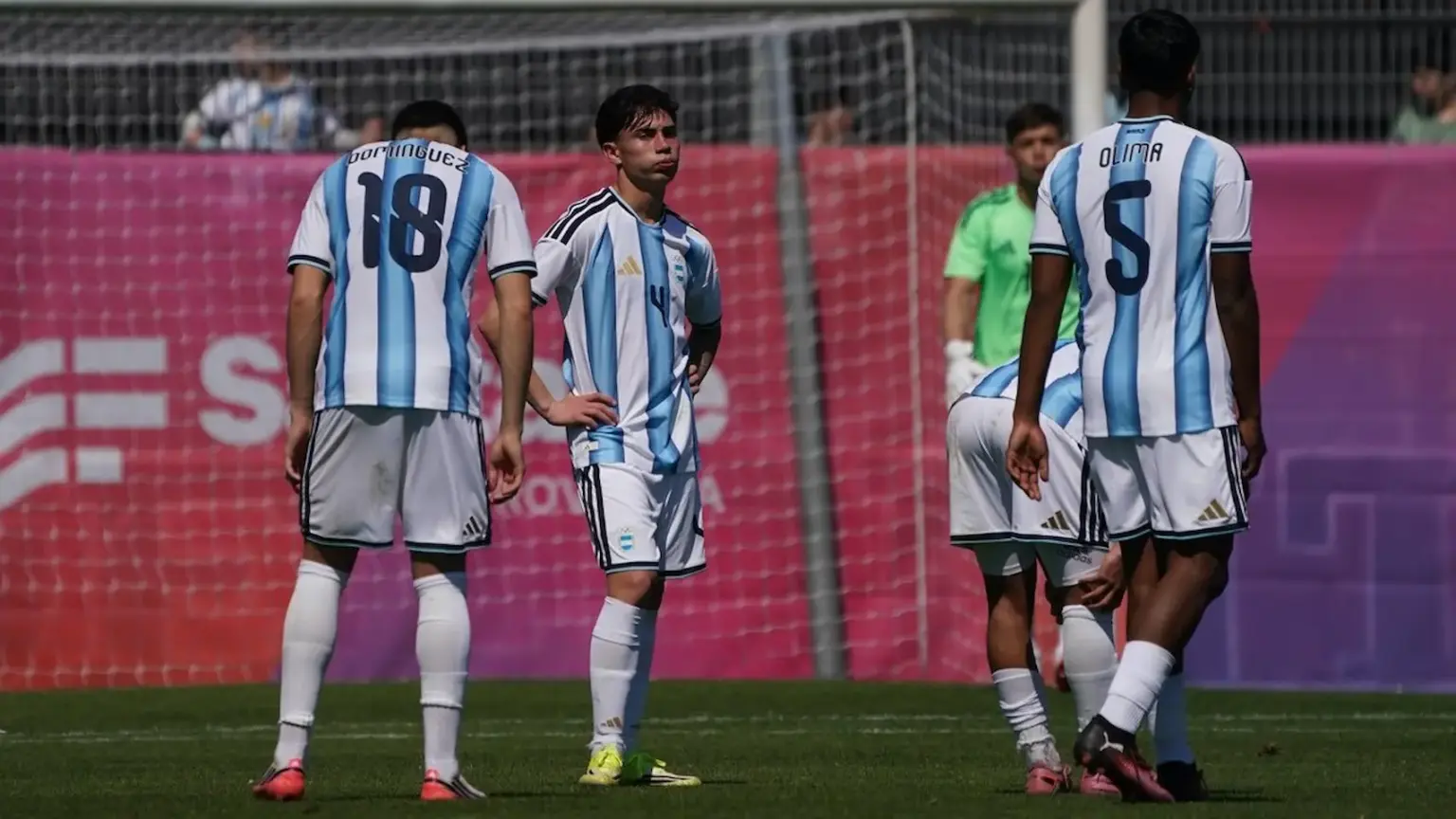 Talavera y Ojeda debutaron en la derrota de Argentina en los Juegos Suramericanos 1 Talavera y Ojeda debutaron en la derrota de Argentina en los Juegos Suramericanos