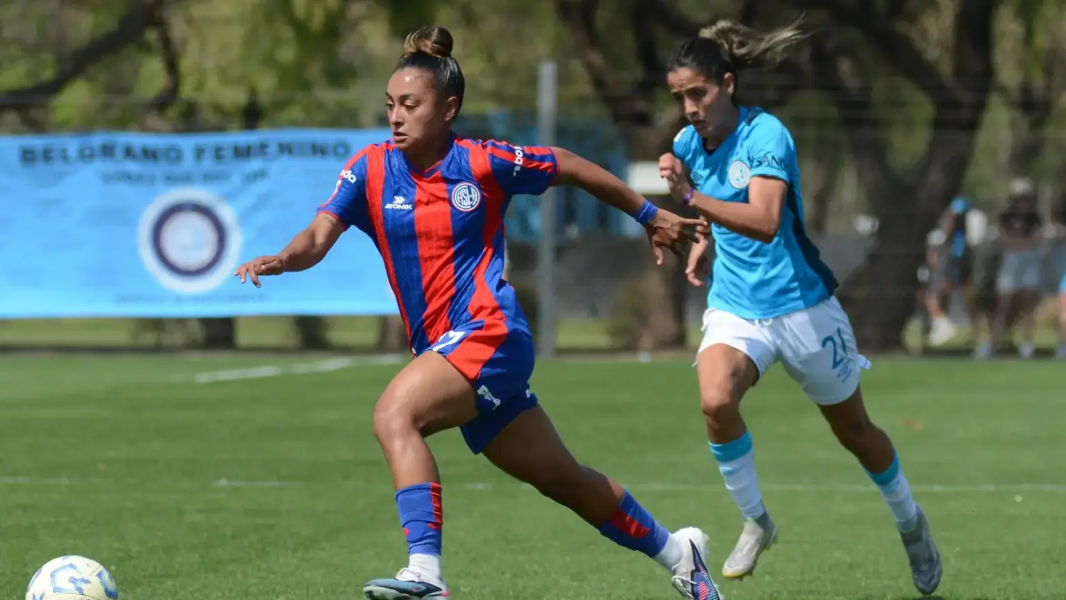 Las Santitas no pudieron sostener la ventaja ante Belgrano y se lo empataron al final 1 San Lorenzo empató con Belgrano: Las Santitas no pudieron en Córdoba