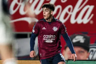 Teo Rodríguez Pagano en el partido de San Lorenzo contra Talleres