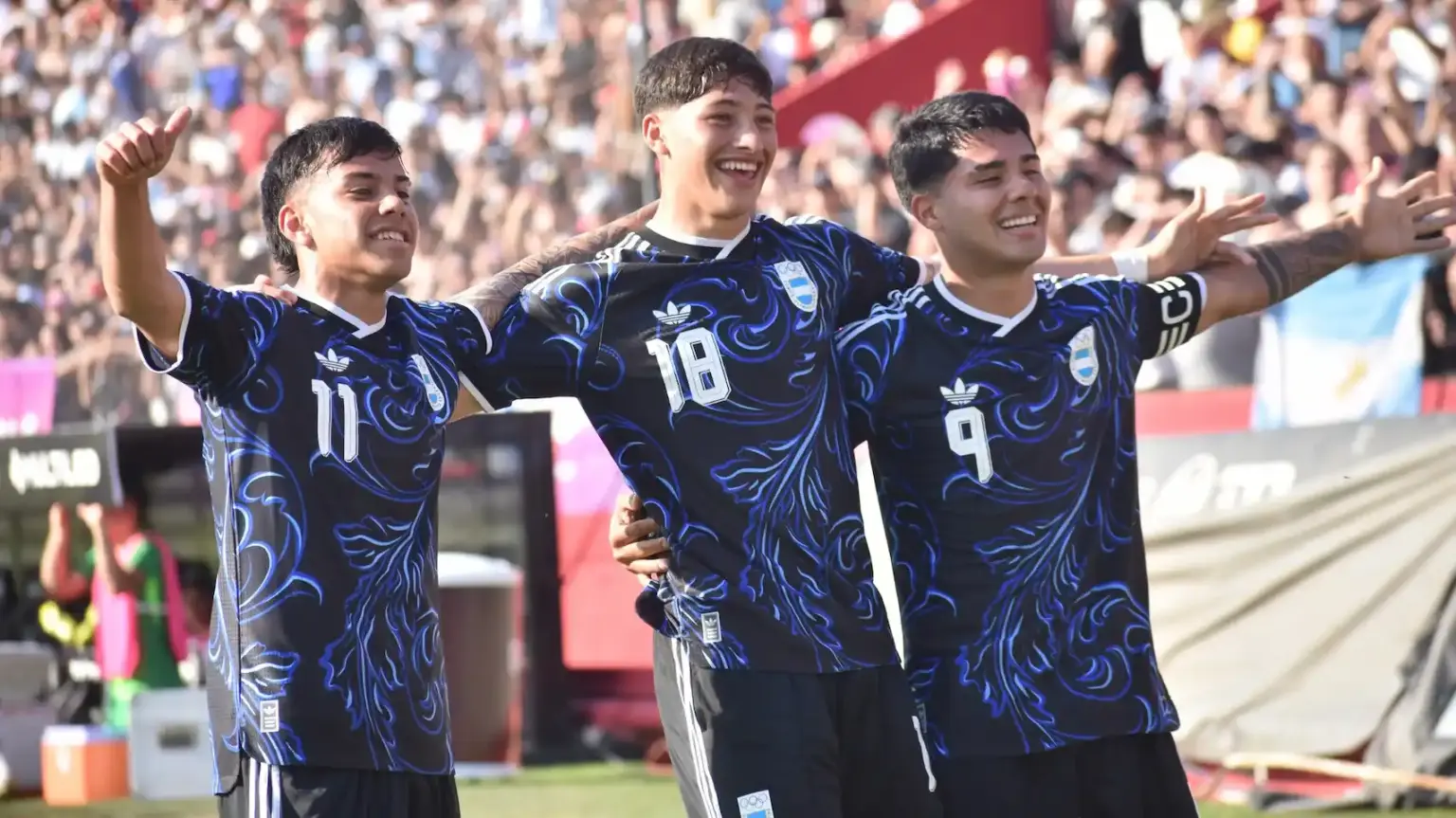 Uriel Ojeda fue capitán en el triunfo de Argentina ante Uruguay en los Juegos Suramericanos 1 Uriel Ojeda en el festejo de la Selección Argentina por la victoria contra Uruguay