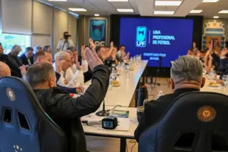 La AFA aprobó el nuevo formato del fútbol argentino para 2027: cómo se jugará